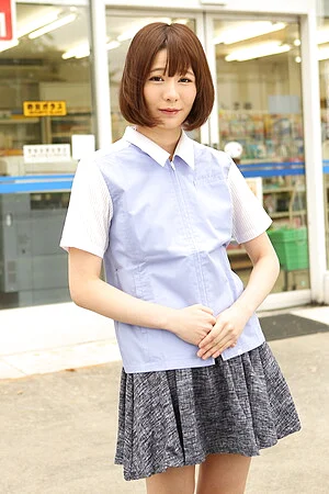 Japanese Airi Miyazaki is fingereg at convenience store